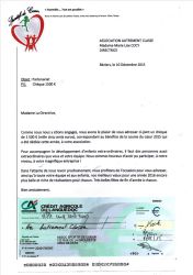 Chèque distribué à l'association Autrement Classe